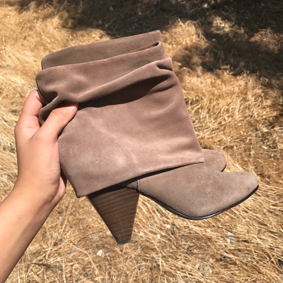 Steve Madden // Taupe Booties - Picture 3 of 4